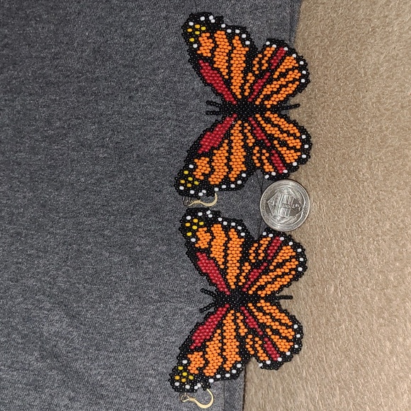 Gorgeous Monarch Butterfly 🦋 Seed Beeded Earrings - Picture 2 of 3